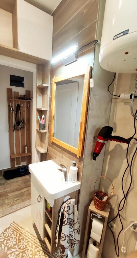 Cozy, Nice & Quiet Apartment Lucky Sarajevo - Free Public Parking ภายนอก รูปภาพ
